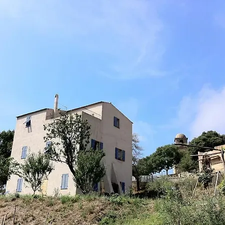 Maison De Caractere A