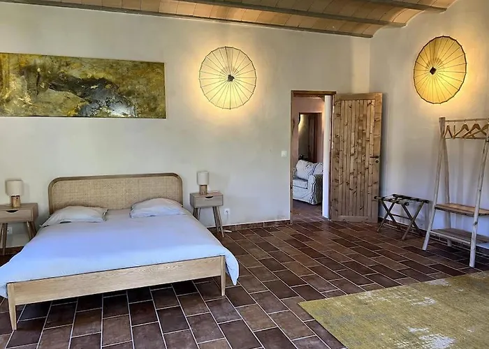 Maison De Caractere A Pigna