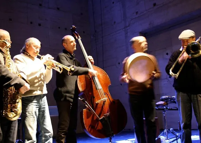 Maison De Caractere A *