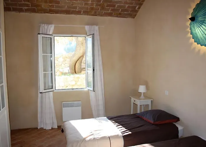 Maison De Caractere A